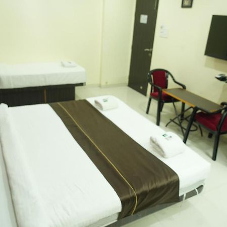 Hotel Avon International Aurangabad  Exterior photo