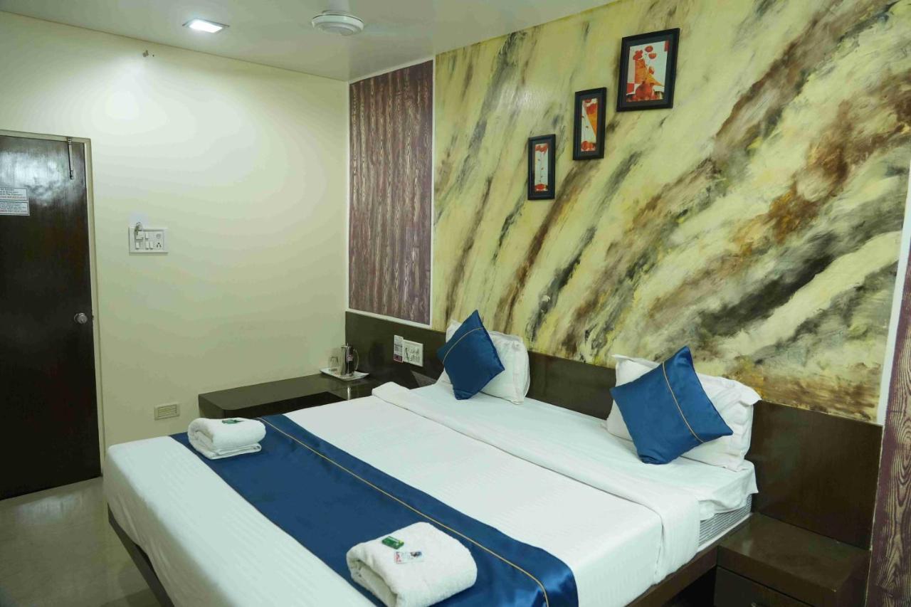 Hotel Avon International Aurangabad  Exterior photo