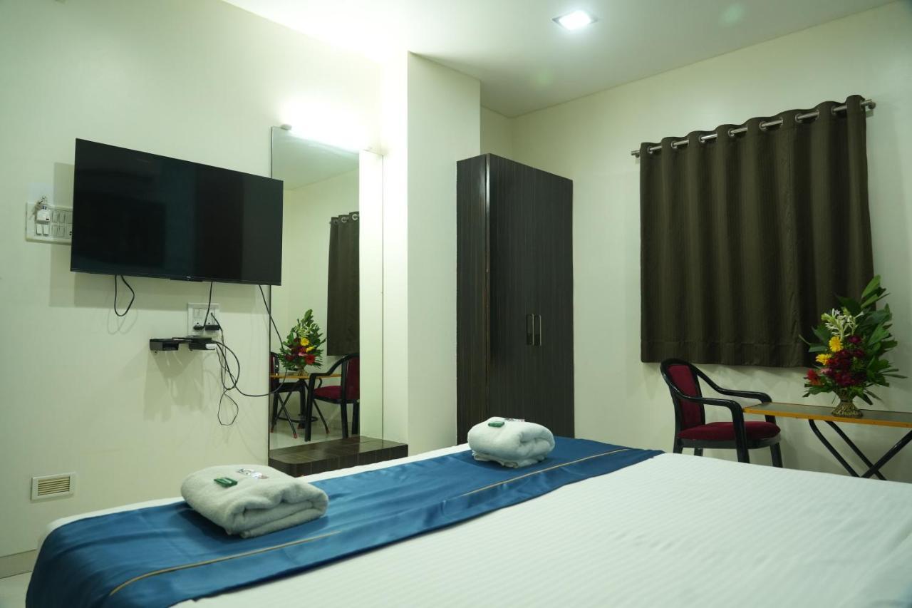 Hotel Avon International Aurangabad  Exterior photo