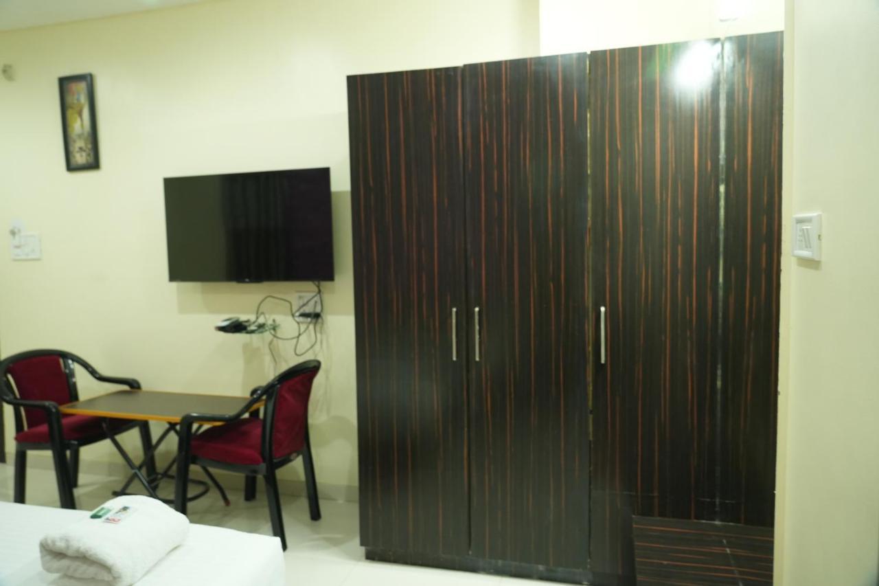 Hotel Avon International Aurangabad  Exterior photo