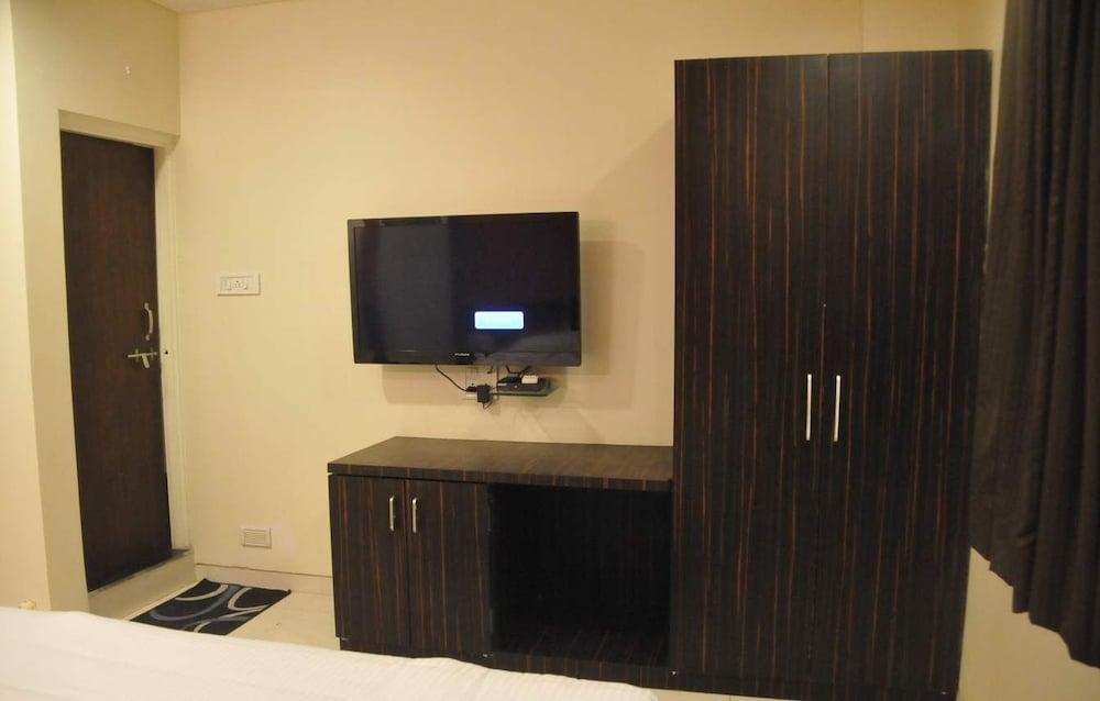 Hotel Avon International Aurangabad  Exterior photo