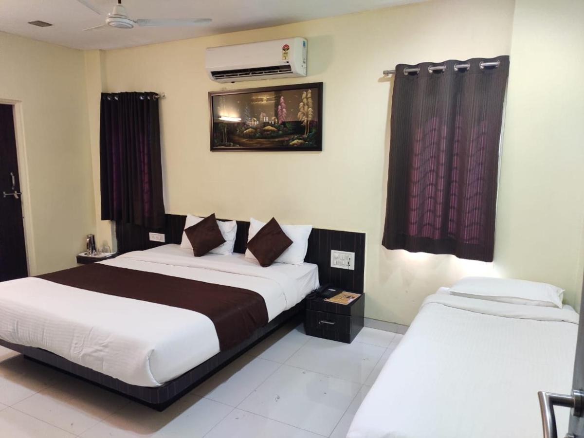 Hotel Avon International Aurangabad  Exterior photo
